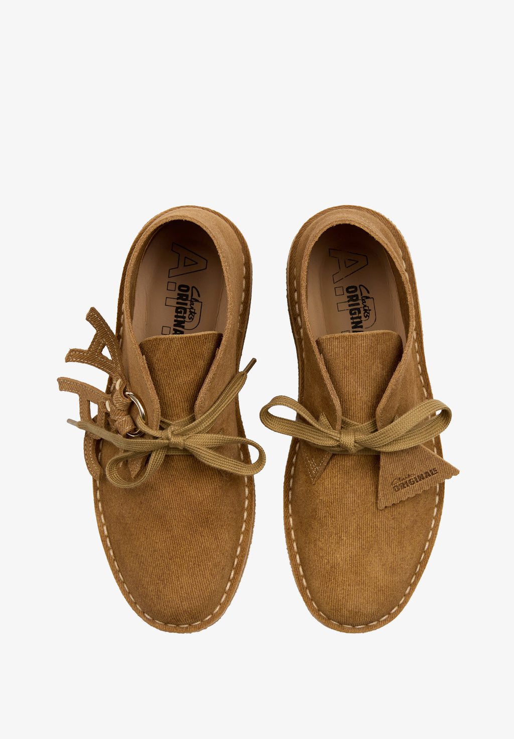 COLLAB Clarks Mid
